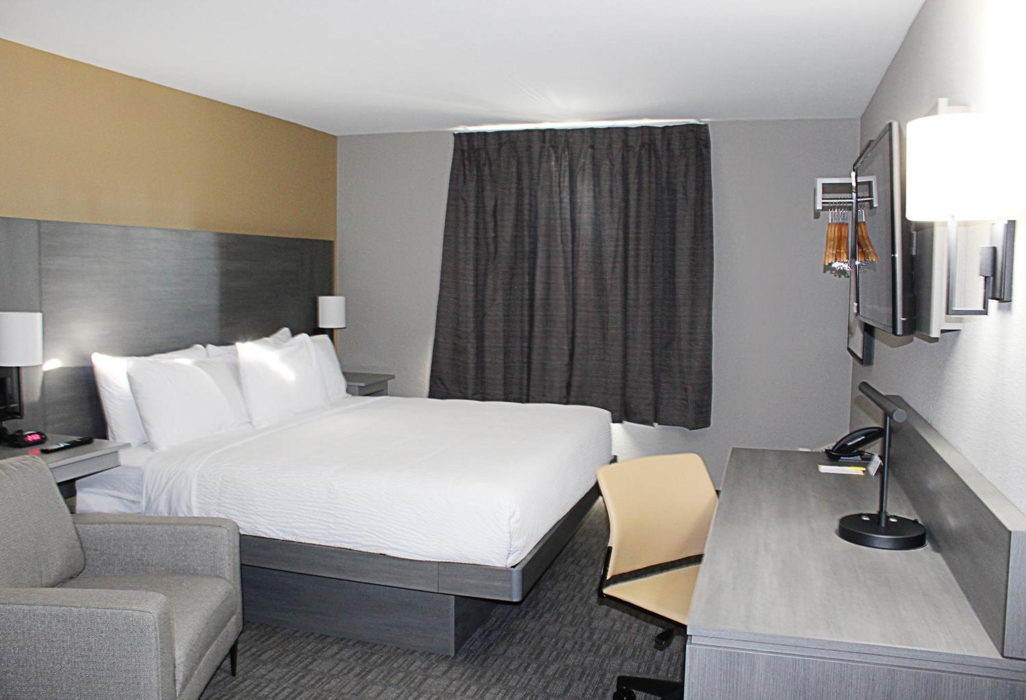 Days Inn By Wyndham Stony Plain Extérieur photo