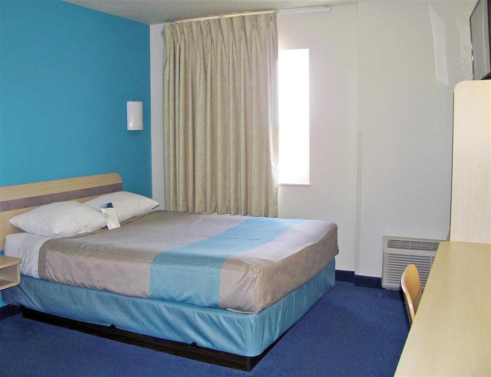Days Inn By Wyndham Stony Plain Chambre photo